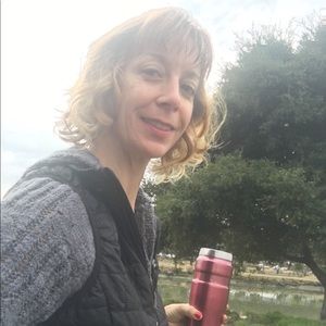 Meet your Posher, Staci